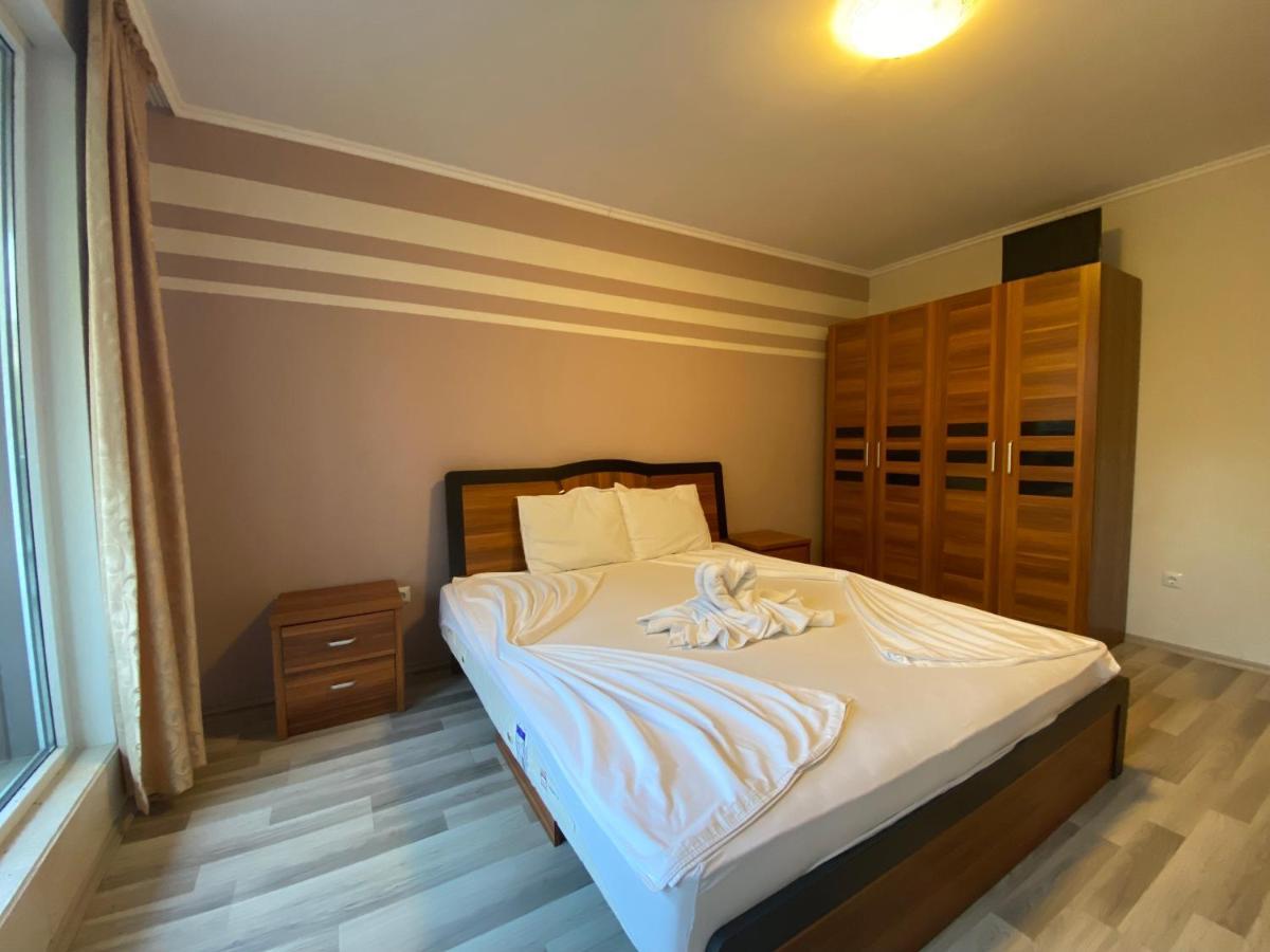 Admiral Plaza A1 Apartment Sunny Beach Exterior photo